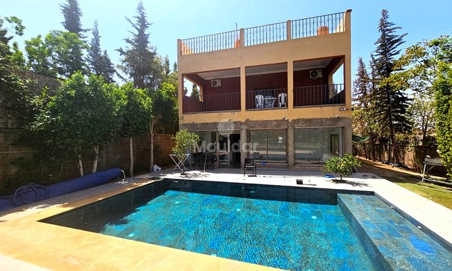 5-Zimmer-Villa zu verkaufen in der Casablanca-Straße, Marrakesch