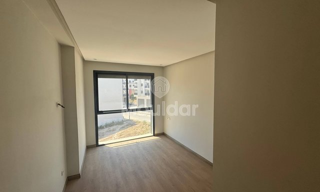Appartement à vendre à Bouskoura