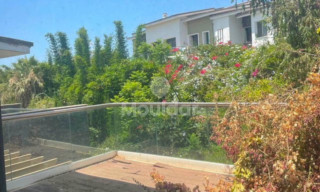 Villa à Venda em Bouskoura Palmeraie