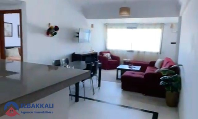 Apartament cu 3 camere de închiriat în centrul orașului Tanger