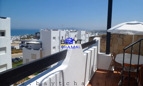 Apartamento de Vacaciones en Fnideq: Confort y Elegancia