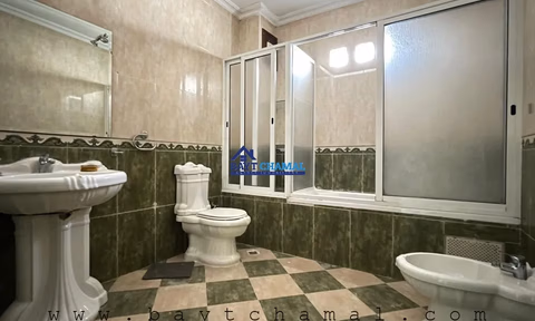 Appartamento in affitto a Tangeri: Spazio confortevole di 150 m²