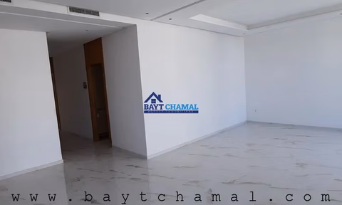 Na sprzedaż: Przestronne mieszkanie 130 m² w Malabacie, Tanger