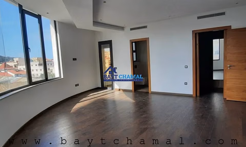 Appartement Spacieux à Vendredi à Tanger - Iberie, 175m²