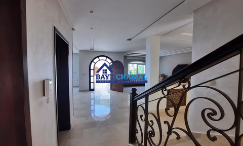 Vila Espaçosa à Venda em Tanger - Boubana: 4 Quartos