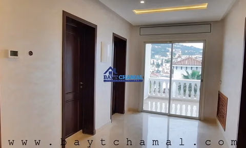 Vila Espaçosa à Venda em Tanger - Boubana: 4 Quartos