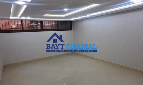 Villa à Venda em Tanger - Boubana: Espaço e Elegância