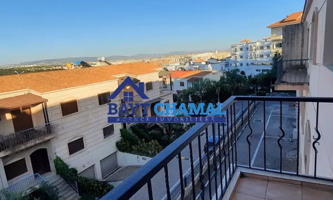 Villa à Venda em Tanger - Boubana: Espaço e Elegância