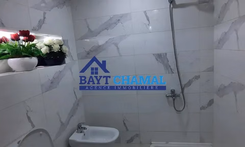 A ser alugado: Apartamento espaçoso com 2 quartos em Malabata, Tânger