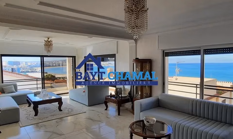 Villa em Malabata, Tânger: Luxo Espaçoso e Elegante à Venda