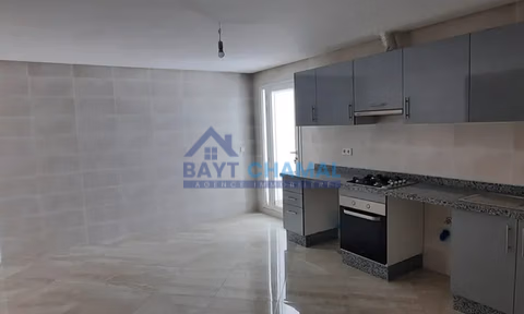 Apartamento para alugar em Tânger: Espaçoso 150 m², 3 quartos