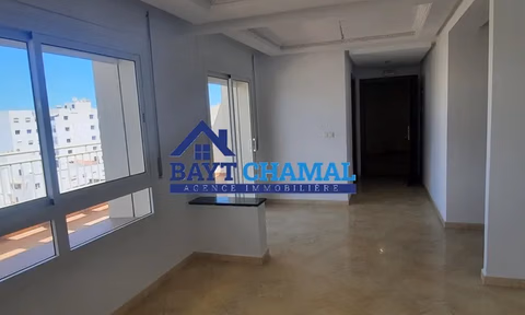 شقة للإيجار في طنجة - المركز، 110م²، 2 غرف نوم