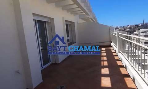 شقة للإيجار في طنجة - المركز، 110م²، 2 غرف نوم