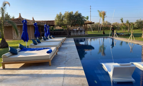 Vila à venda com terraço