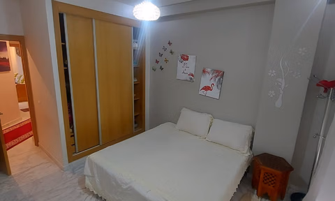 شقة جديدة للبيع مع تراس