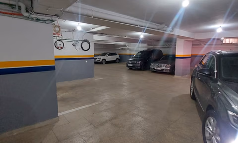 شقة جديدة للبيع مع تراس