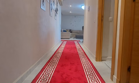 شقة جديدة للبيع مع تراس