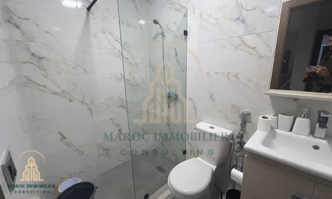 Appartamento in affitto con balcone al secondo piano