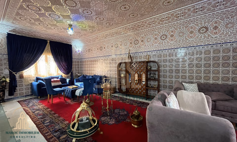 Villa in affitto con piscina e tre piani