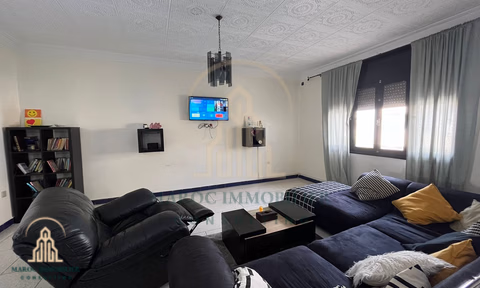 Villa in affitto con piscina e tre piani