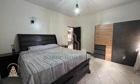 Villa in affitto con piscina e tre piani