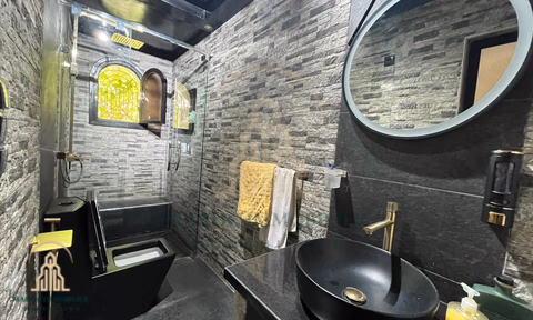 Villa in affitto con piscina e tre piani