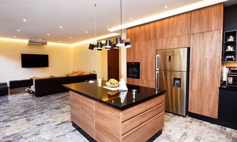 فيلا للبيع مع مسبح