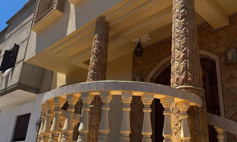 فيلا للبيع بالقرب من الشاطئ