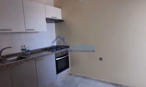 Apartamento de 3 quartos para alugar em Malabata, Tânger - 95 m²