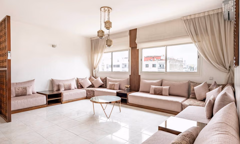 Apartment for rent with parking