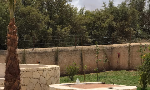 Vila à venda com piscina