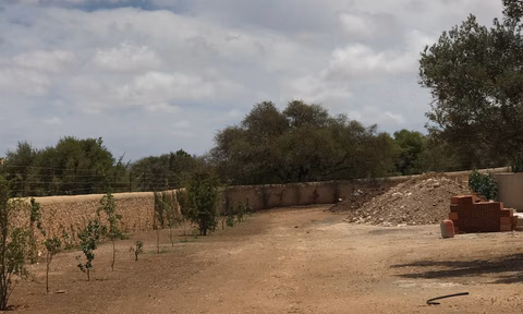 Vila à venda com piscina