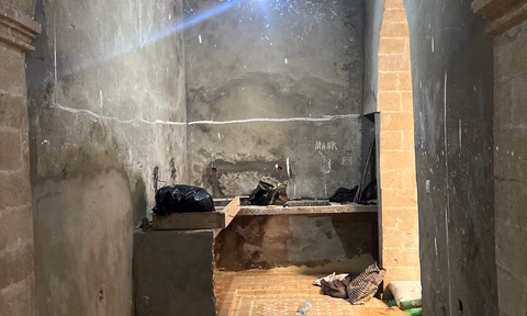 Riad nou de vânzare cu terasă