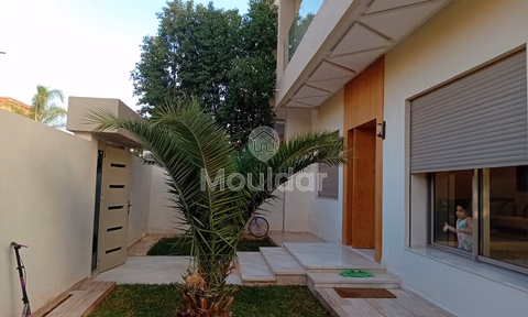 Villa for sale with swimming pool and two floors