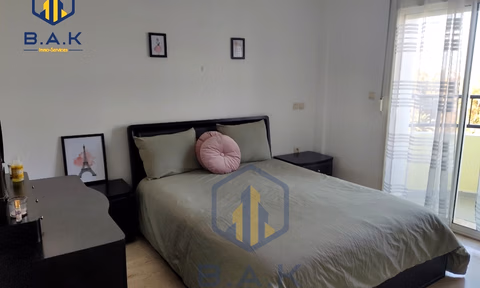 Apartment for rent with terrace