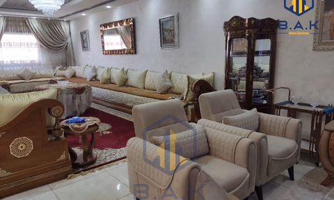 Apartamento en venta con balcón