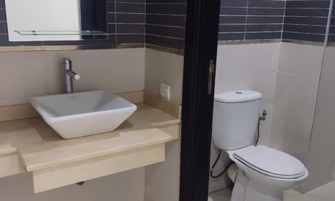 Appartement te huur met balkon op de eerste verdieping