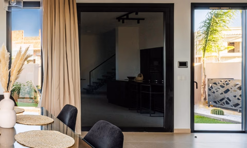 Vila à venda com piscina