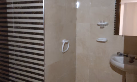 Biuro do wynajęcia z tarasem na pierwszym piętrze