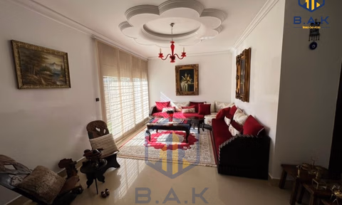 Villa for sale with terrace