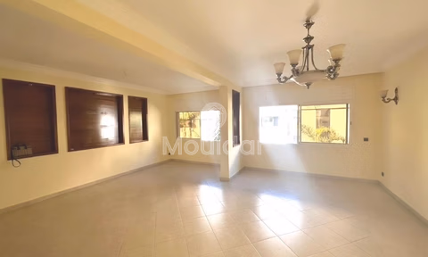 Appartement à louer, 3 chambres, 142 m²