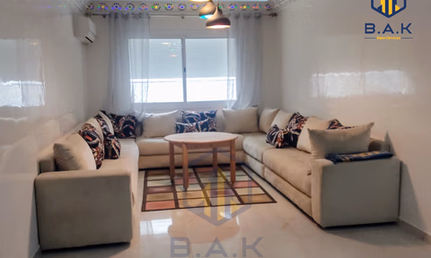 شقة للإيجار مع تراس في الطابق الأرضي