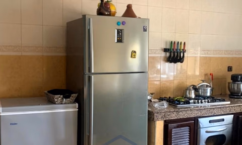 Maison à vendre avec terrasse et deux étages