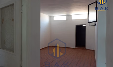 Local Industriel à vendre avec parking