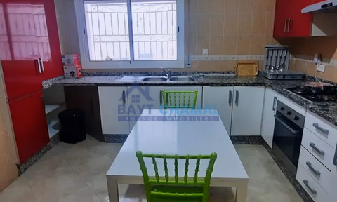 شقة للإيجار في طنجة - وسط المدينة، 120م²، 3 غرف نوم