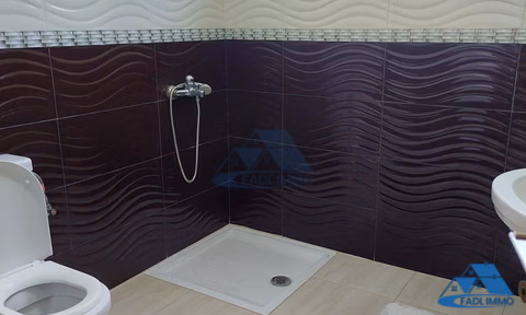 VERKAUF CHIC VILLA IM GOLFVIERTEL KENITRA