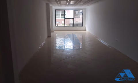 Ufficio nuovo da affittare al primo piano