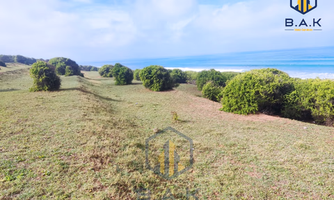 Γεωτεμάχιο με τίτλο σε οικιστικό συγκρότημα προς αγορά