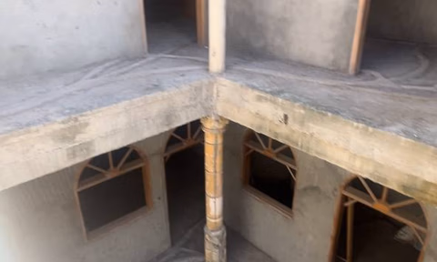 Riad semi-finalizat de vânzare în centrul Essaouira, 12 camere