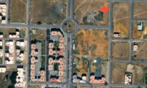 أرض محفظة في تجزئة للبيع لبناء مبنى